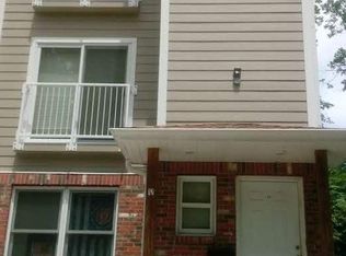 17 E Stewart Rd, Columbia, MO 65203