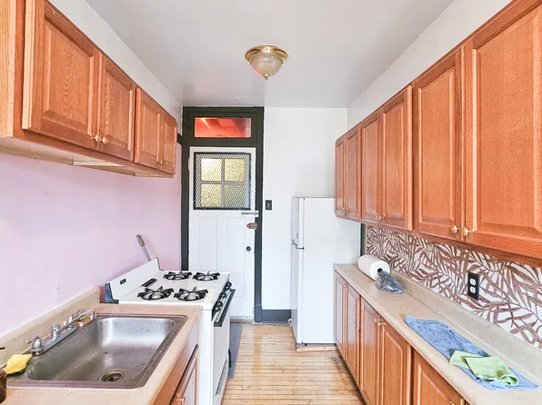 6538 N Lakewood Ave, Chicago, IL
