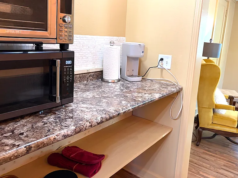 1503 McMillan Ave #B — Photo 12