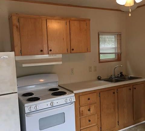 2nd image of 5670 E Highway 290 Spc 22