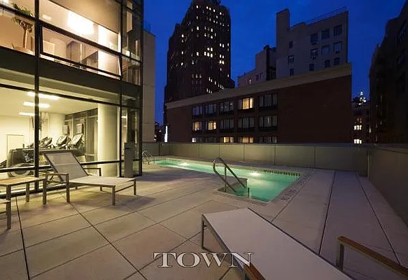 Sold by Town Residential | media 20