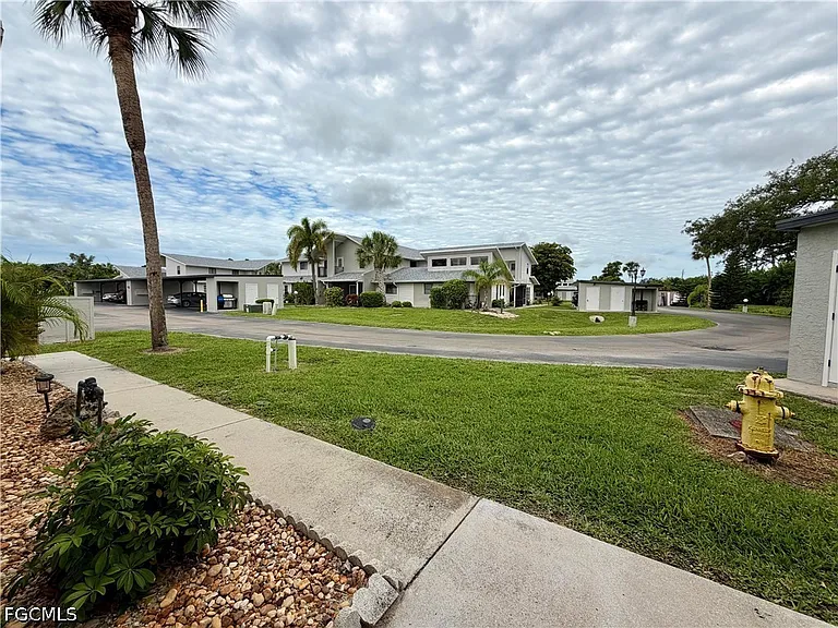 17020 Golfside Cir #104 — Photo 12