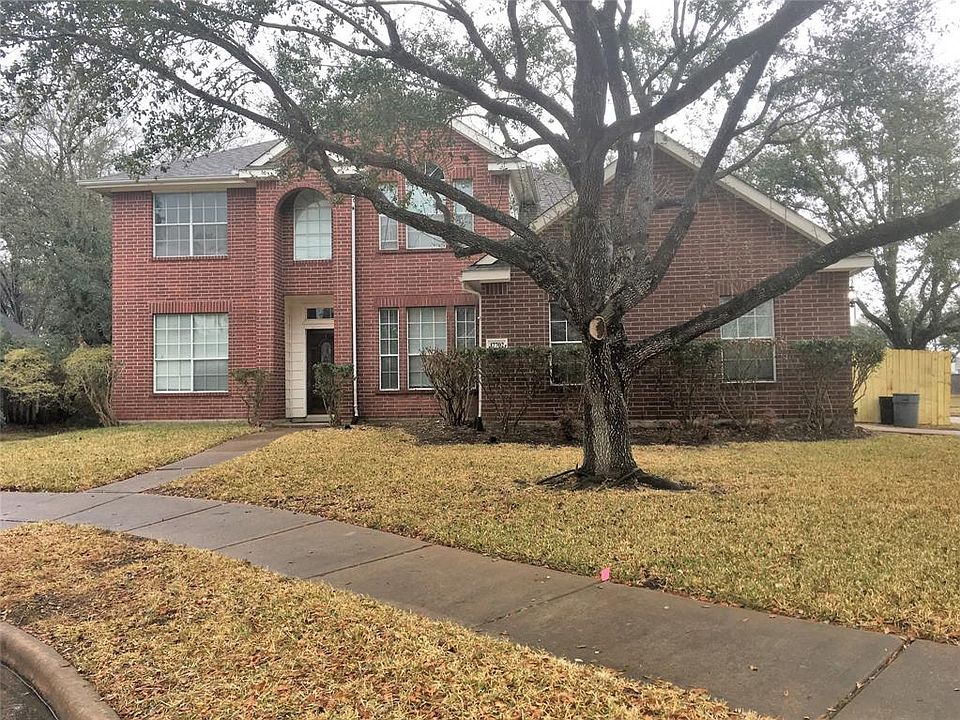 1st image of 17702 Scrub Oak Ct