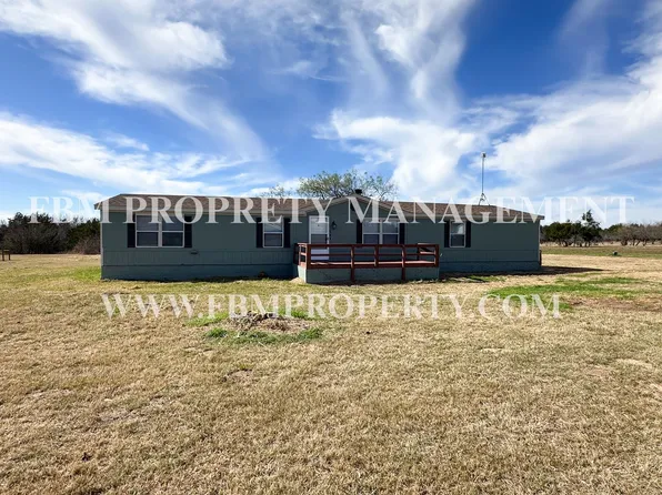 135 SE County Road 3144, Corsicana, TX 75109