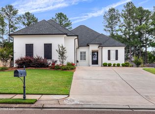 130 Camden Point, Madison, MS 39110