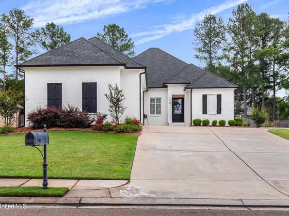 130 Camden Point, Madison, MS 39110