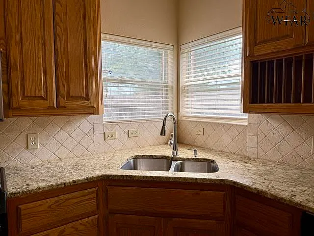 4929 Cypress Ave — Photo 13