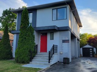 206 Gamma St, Toronto, ON M8W4G5