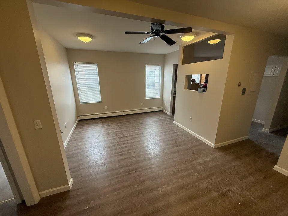 18 Hosmer St #5