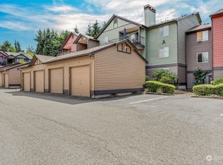 13209 Newcastle Way APT A303, Newcastle, WA 98059