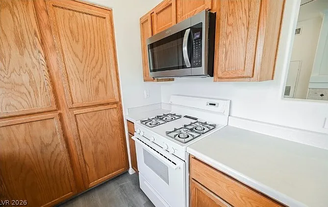 1301 Red Gable Ln #101 — Photo 21