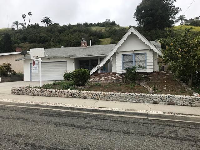 1st image of 2837 Turnbull St