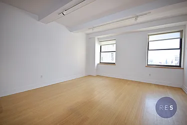 Rented by RES New York