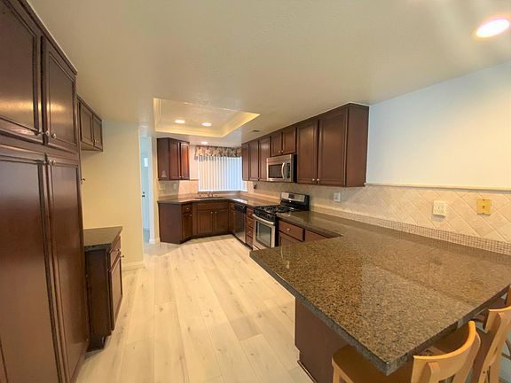 4th image of 15674 Altamira Dr