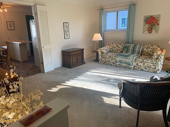 2nd image of 6037 Cronin Dr