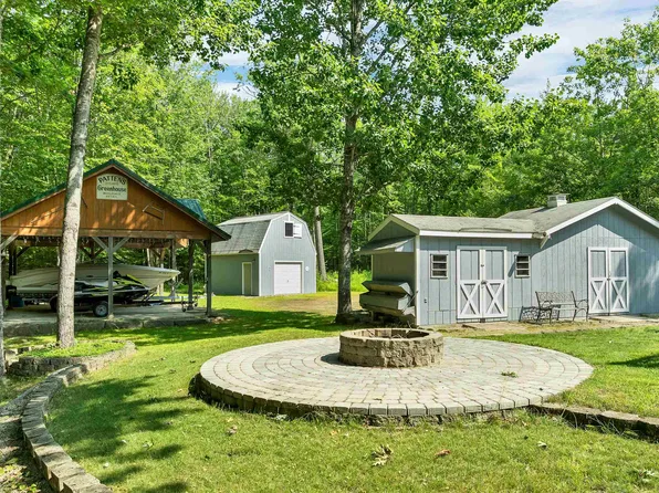 48 Paradise Drive, Moultonborough, NH 03254