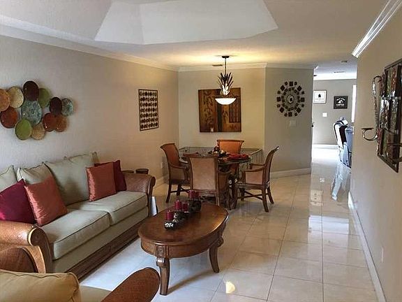 4th image of 11549 NW 51st Ln