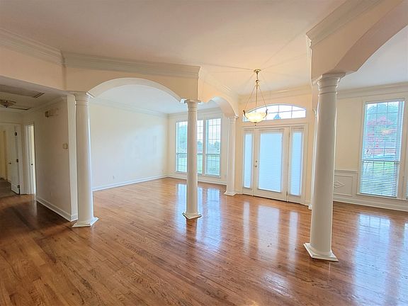 5th image of 8131 Bloys Ct