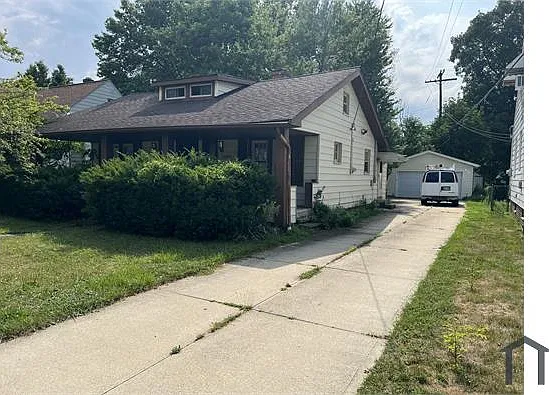 1608 Winchester Rd — Photo 3
