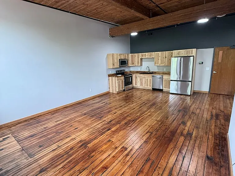70 Webster St #304 — Photo 1