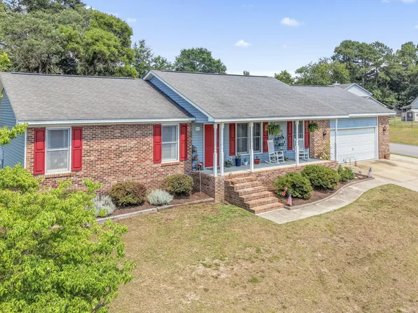 5315 Blanchette Street, Hope Mills, NC 28348