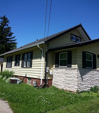 3rd image of 2223 Mulberry St