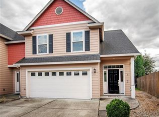 103 Rainbow Way APT 1, Kelso, WA 98626