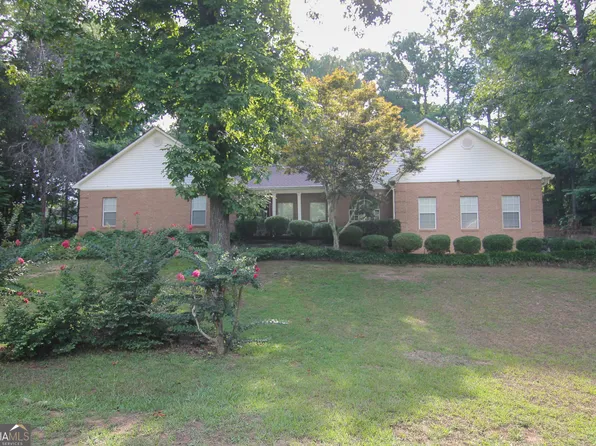 106 Fawn Ct, Byron, GA 31008