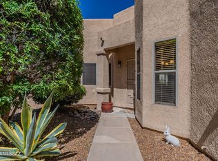 2404 S Orchard View Dr, Green Valley, AZ 85614