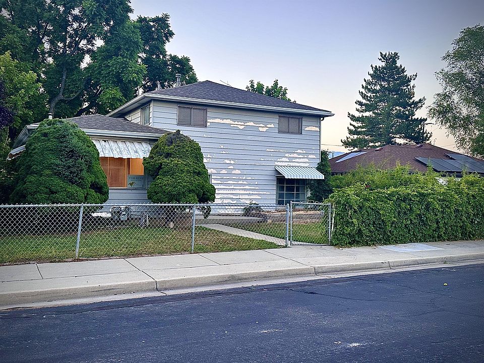 1st image of 205 E Louise Ave #1
