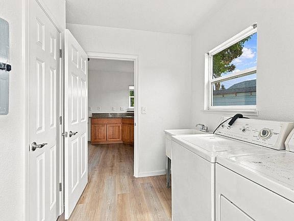 5th image of 235 12th St