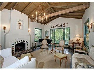3rd image of 2316 Pinecrest Dr