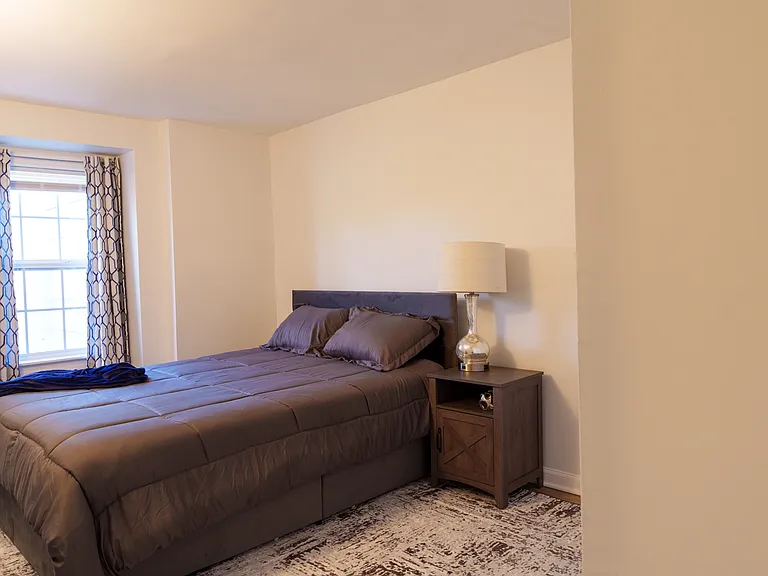 8439 Pioneer Dr — Photo 10