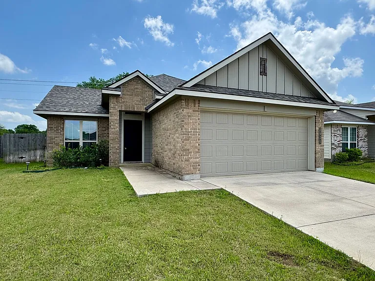 3925 S Fork Ranch Rd — Photo 1
