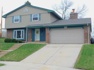 115 Swartz Ct, Waukesha, WI 53188