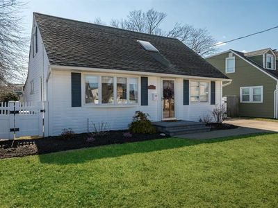 52 Lincoln Pl, Massapequa, NY, 11758