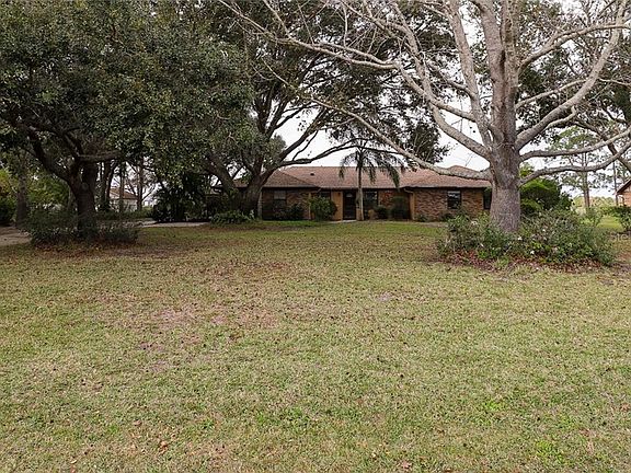 2nd image of 2900 Windsong Ln