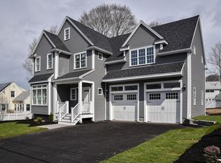 12 Tremont St, Stoneham, MA 02180