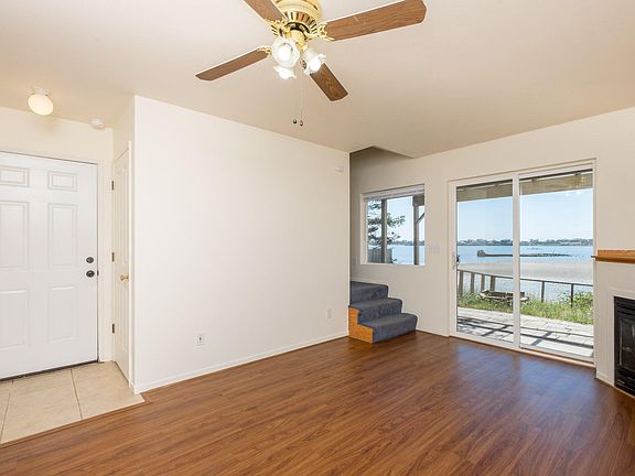 4th image of 6833 SW Fleet Ave #39