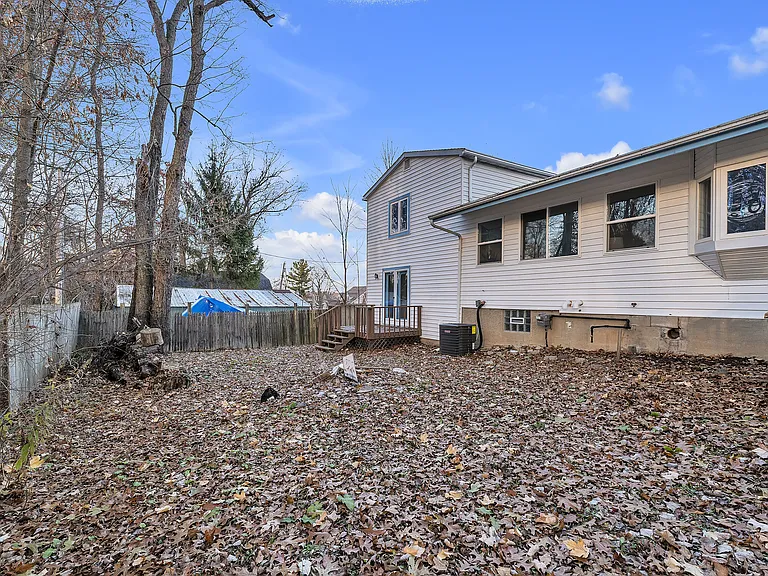 8165 Leonard Dr — Photo 50