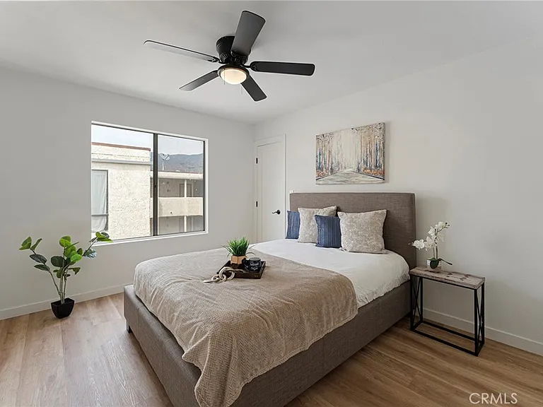 125 N Allen Ave #125 — Photo 7