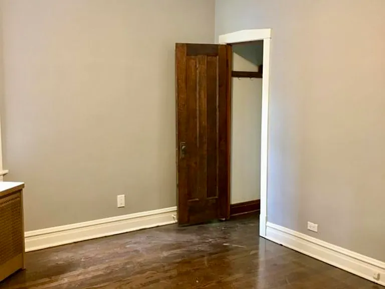 3355 N Harding Ave #1 — Photo 13