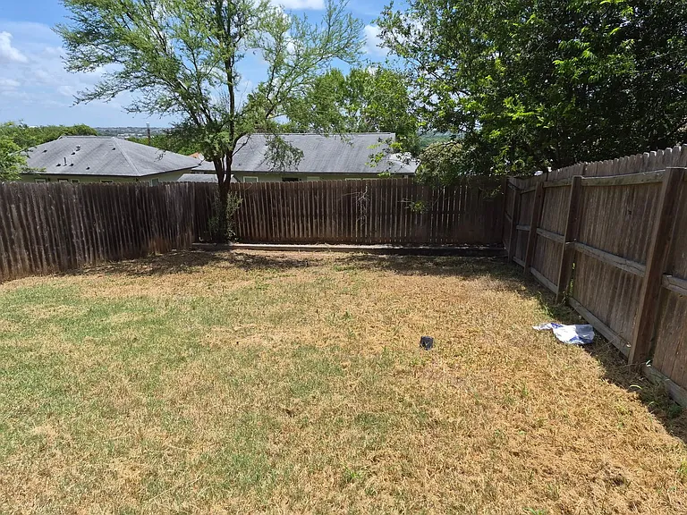 7206 Colina Way — Photo 27