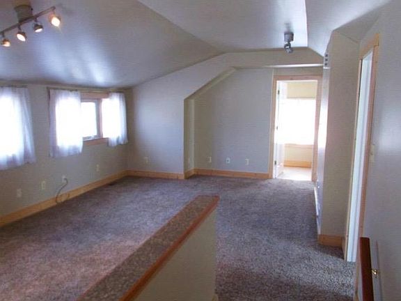 5th image of 208 California Ave #2485506566