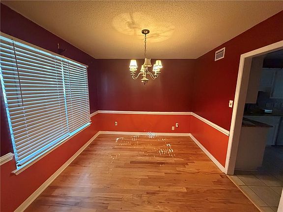 3rd image of 5920 Cinnamon Ct