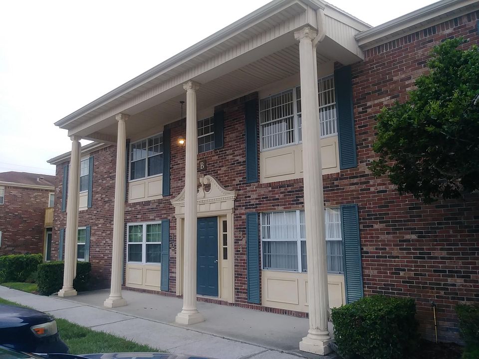 1st image of 1920 E Edgewood Dr APT B4