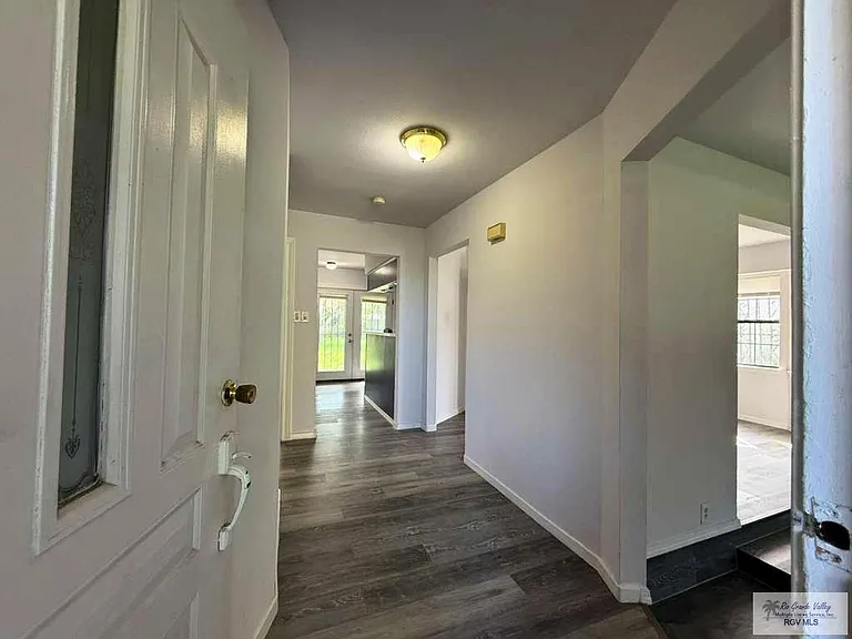 35 La Paz Ct — Photo 2
