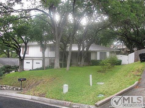 1st image of 3038 Oneida Dr
