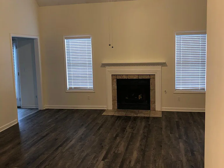 133 Lauren Wood Cir — Photo 10