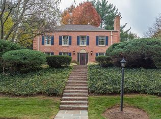 6825 Cloisters Dr, Mc Lean, VA 22101